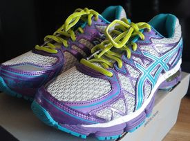 【曬單】美亞購買的ASICS 亞瑟士Gel-Kayano 20 GS 童款運(yùn)動(dòng)鞋，成人如何選擇尺碼?