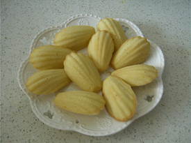 法式小點心——瑪?shù)铝盏案?></span>
                <span id=