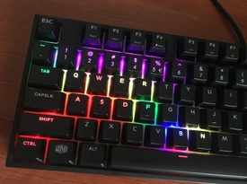 酷冷至尊 旗艦 108 酷冷 RGB 有線 機(jī)械 游戲 鍵盤 櫻桃茶軸青軸