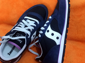 saucony originals jazz low女鞋！以此為證：發(fā)誓這是今年的最后一雙鞋，歡迎大家監(jiān)督?。ㄅcNB 574比較）