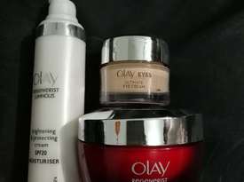 驚艷了我的Olay眼霜及大紅瓶、乳霜