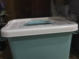 蜜蜜花收納箱塑料收納盒儲(chǔ)物箱整理箱加大號(hào)衣物玩具周轉(zhuǎn)箱帶提手