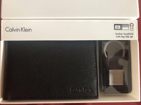送給豬蹄的第一個短款錢包---ck
