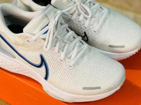 安利一下，Nike ZoomX Invincible Run系列，應(yīng)該是穿過最舒服的運(yùn)動鞋！