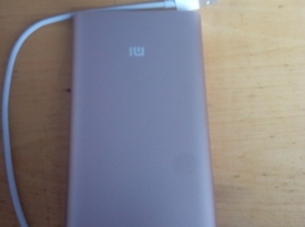 小米移動(dòng)電源高配版充電速度確實(shí)快