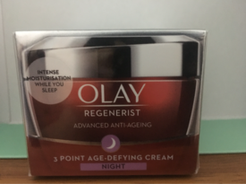 olay大紅瓶晚霜，平價護膚中的戰(zhàn)斗機