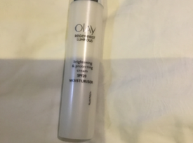 olay玉蘭油 歐版小白瓶！